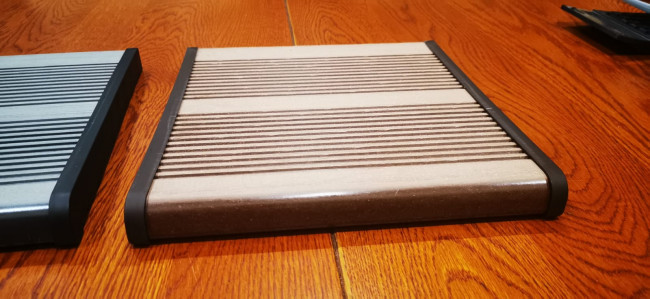 Заглушка для пустотелой ступеньки Деревопласт – комплект  (2 шт - правая   левая)